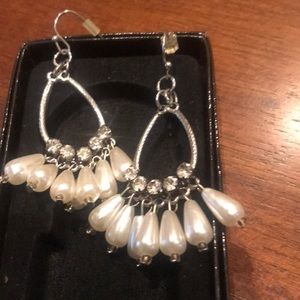 Vintage earrings and necklace four pairs